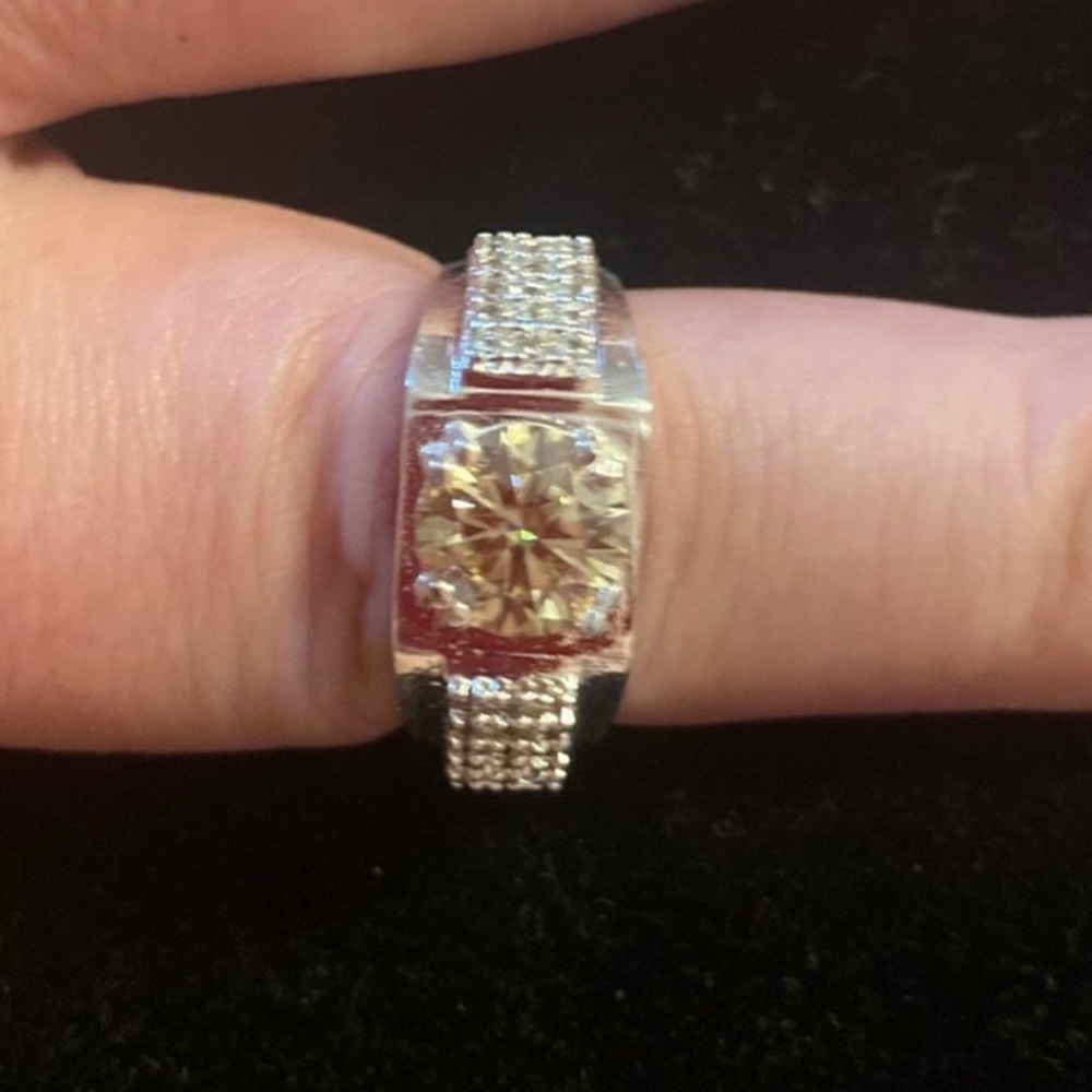 Gorgeous 3.86Cts Genuine Earth Mined Diamond Ring Size 7 - Picture 7 of 9